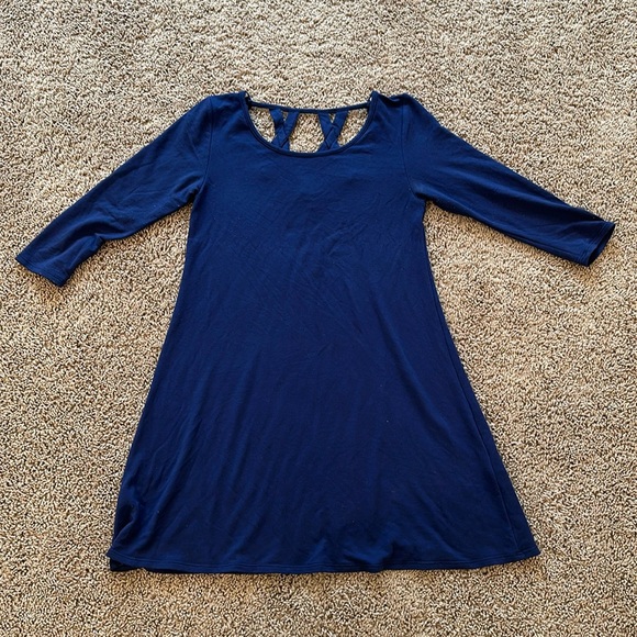 Francesca’s dress - Picture 1 of 2